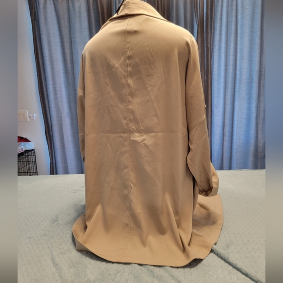 Max Studios Jacket/Cardigan - Picture 9 of 16